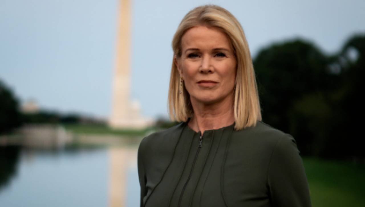Katty Kay before and after facelift plastic surgery.