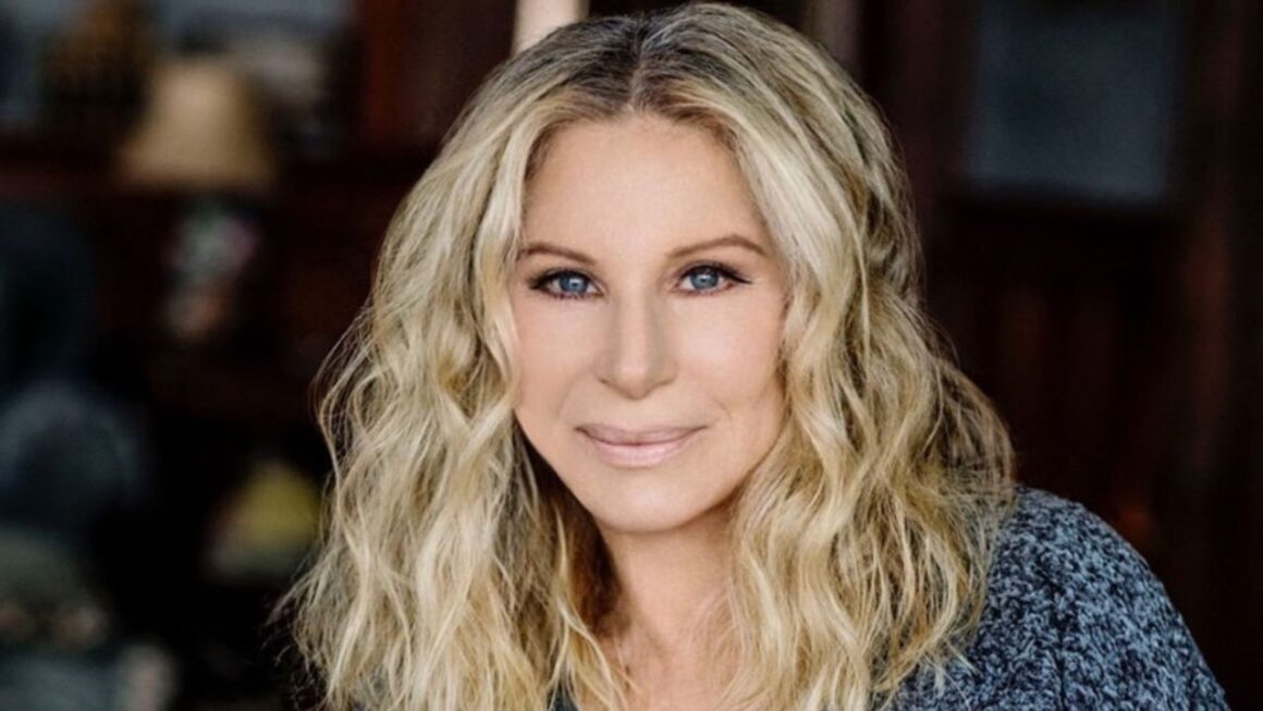 Barbra Streisand's Disastrous Plastic Surgery - The Complete Details!