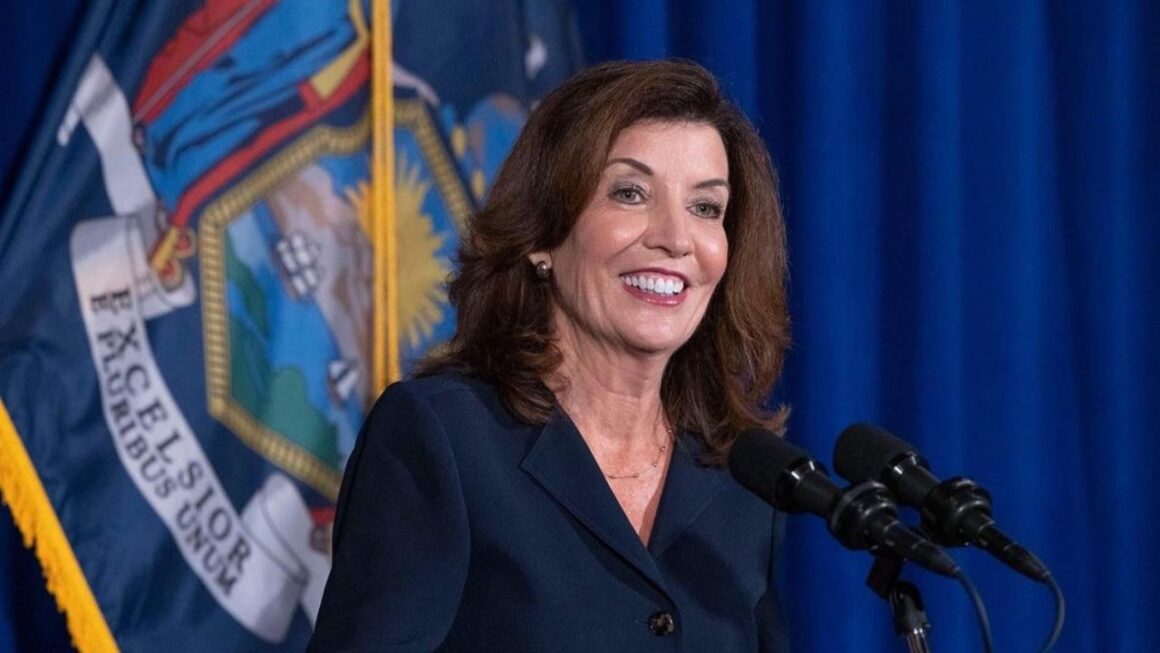 Politician/Lawyer Kathy Hochul's Plastic Surgery - Botox, Facelift & Lip Fillers?