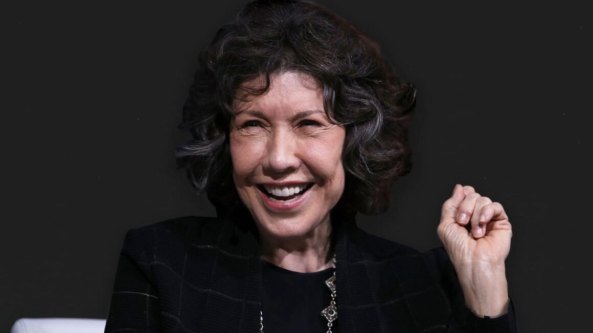 'Grace and Frankie' Lily Tomlin's Plastic Surgery - What Changes Has She Made?