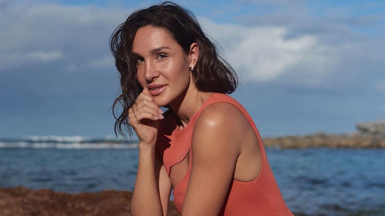 Kayla Itsines became a licensed personal trainer when she was just 18.