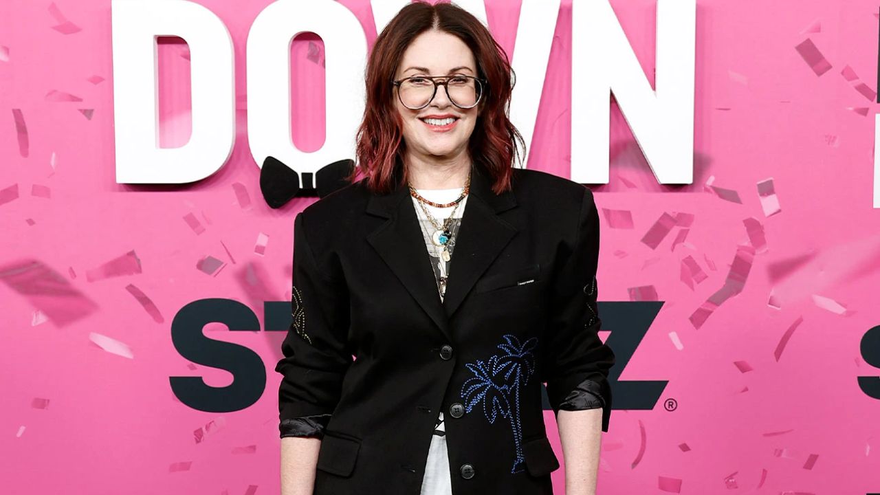 Megan Mullally's latest appearance. weightandskin.com