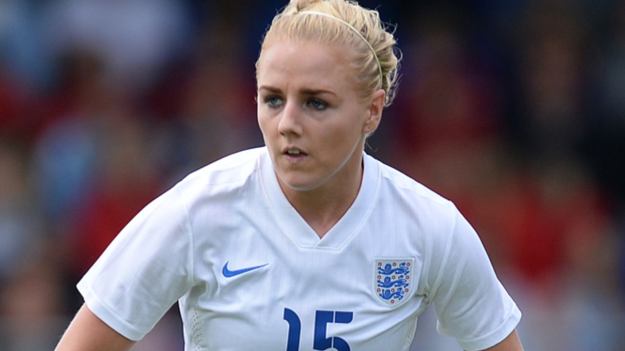 Alex Greenwood has never admitted to undergoing any type of plastic surgery. weightandskin.com