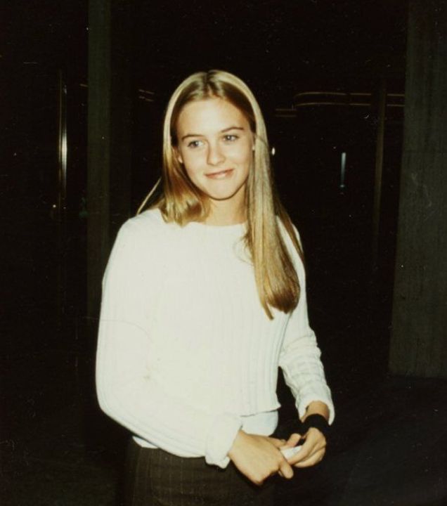Alicia Silverstone's weight gain might be due to less exercise. weightandskin.com
