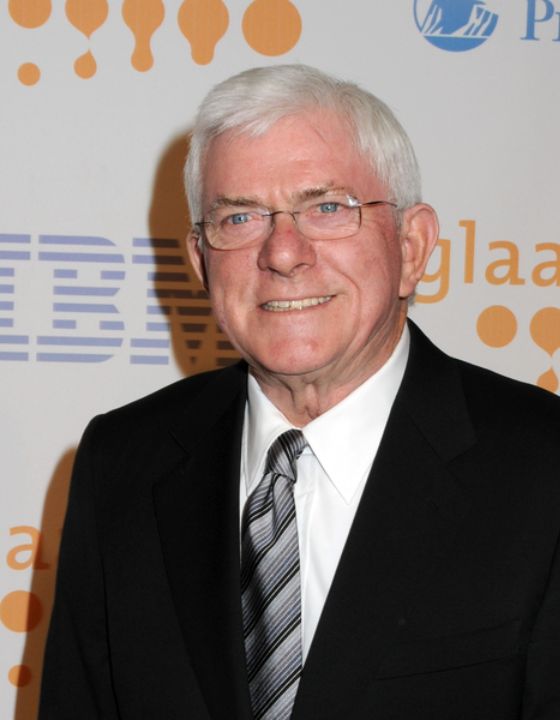 Many people suspect Phil Donahue gets plastic surgery because he still has a clean appearance and no wrinkles on his face. weightandskin.com