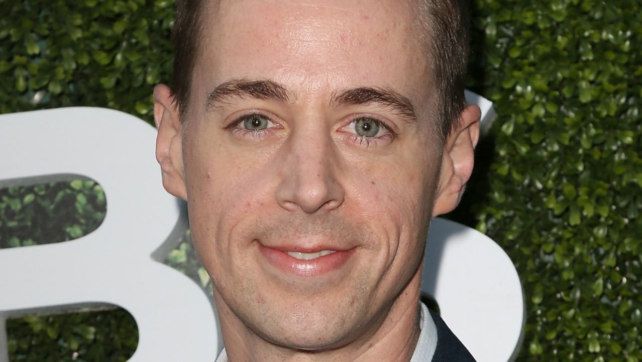 Sean Murray achieved his weight loss by cutting alcohol and sugar and picking organic foods. weightandskin.com